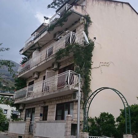 Apartmani Tina Podgora Ngoại thất bức ảnh