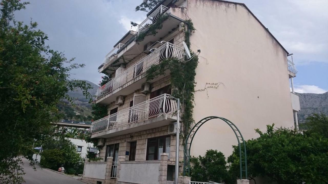Apartmani Tina Podgora Ngoại thất bức ảnh
