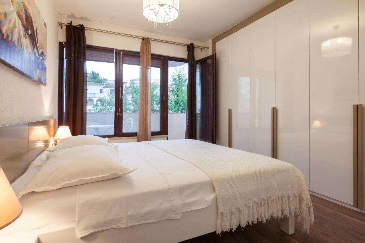 Apartmani Tina Podgora Ngoại thất bức ảnh